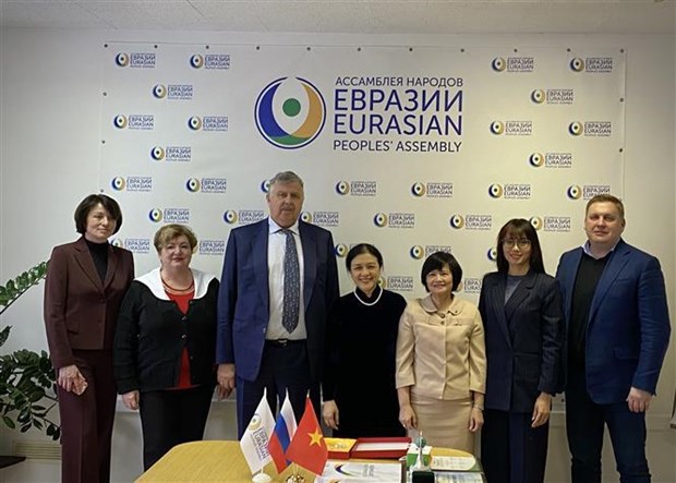 Vietnam et Russie resserrent la coopération entre les deux agences d amitié